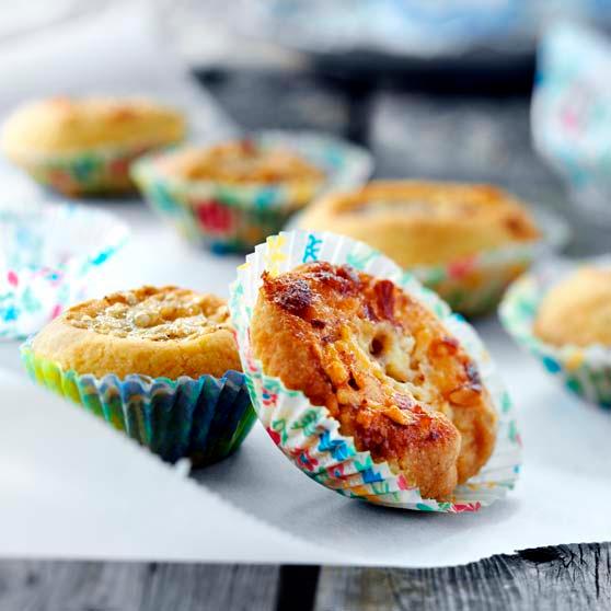 Almond toffee cookies