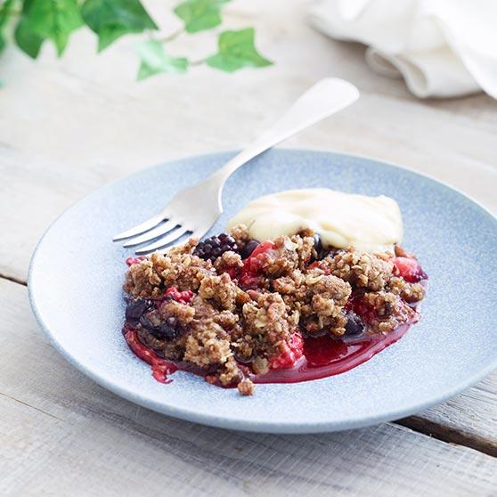Simple berry crisp