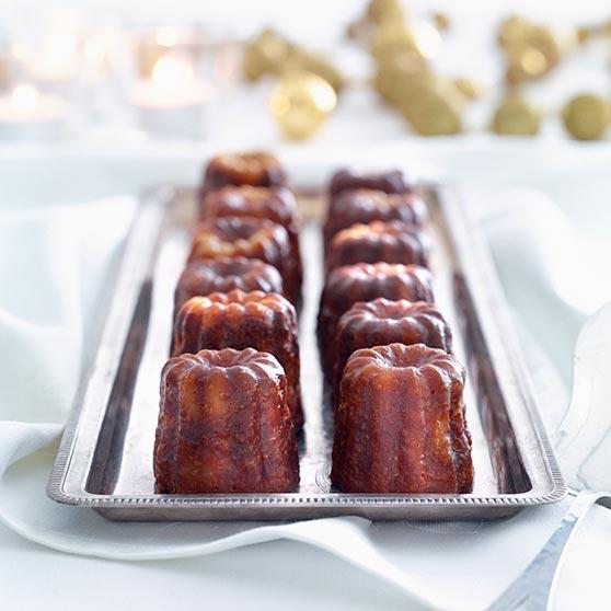 Vanilla and orange-flavoured canelés