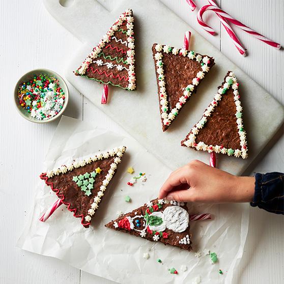 Christmas tree mud cake