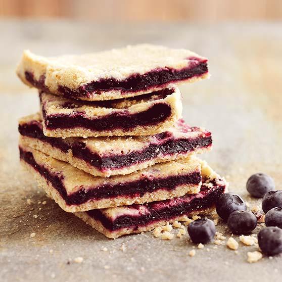 Crispy blueberry bars