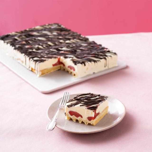 Ice cream with waffles and jam