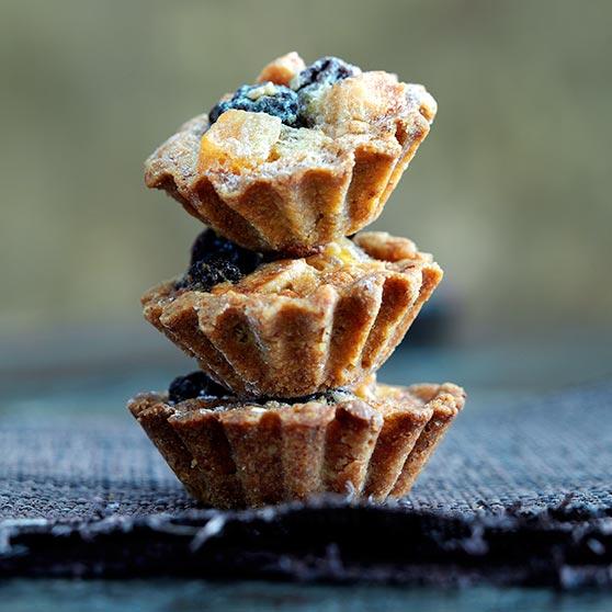 Filled wholemeal shells