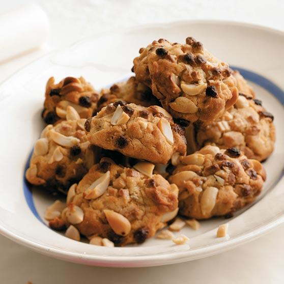 Peanut-ginger cakes