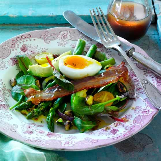 Easter salad with bacon