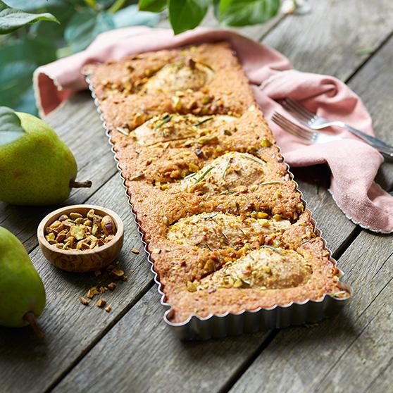 Pear cake with rosemary