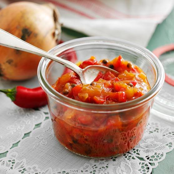 Pepper and onion chutney