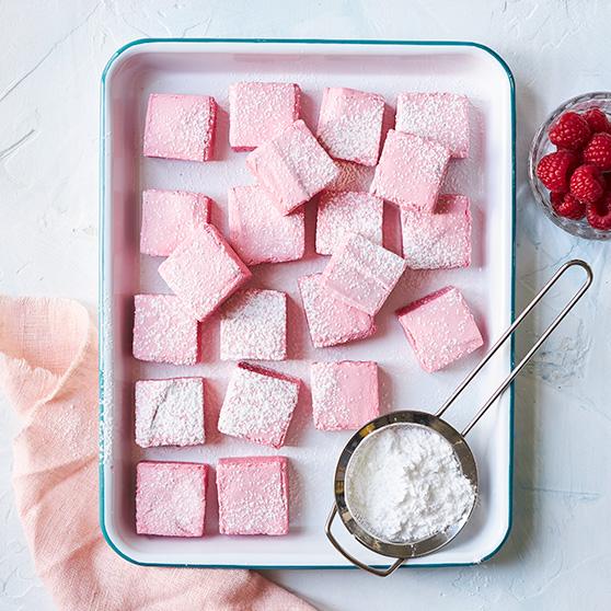 Raspberry marshmallows